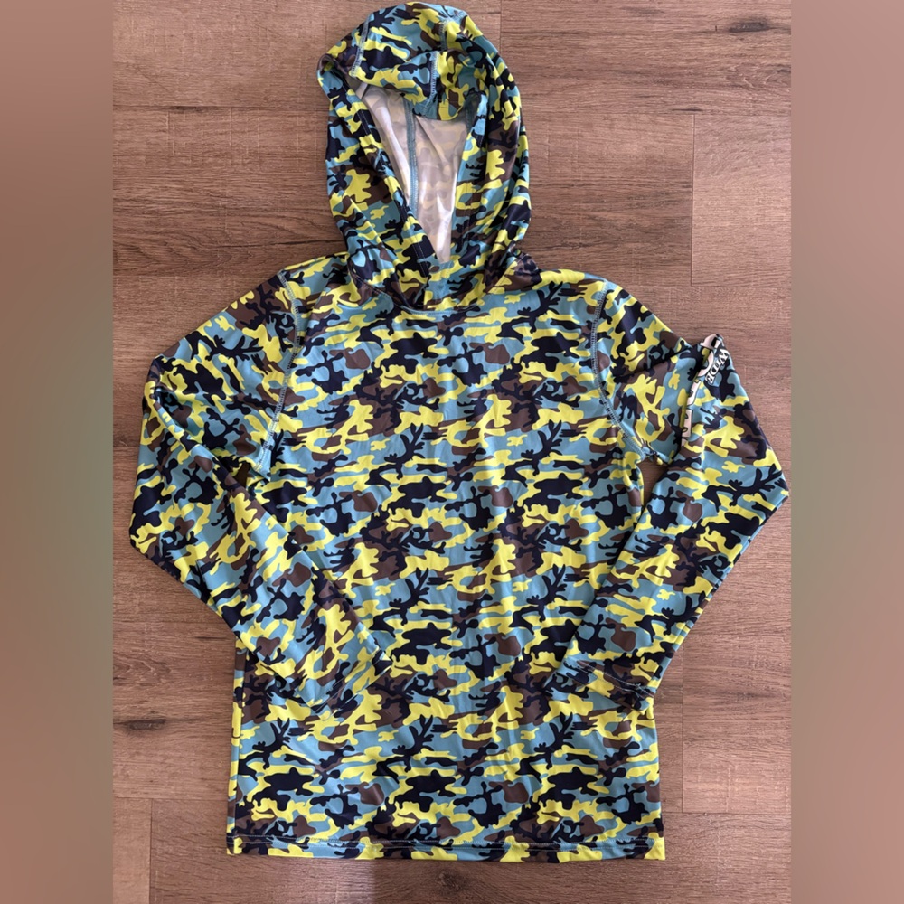 Fishing camouflage long sleeve hooded Shirt kids L multi color yellow black